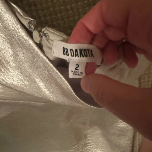 Such a cute dress! So flattering and pretty in person! - Picture 3 of 3